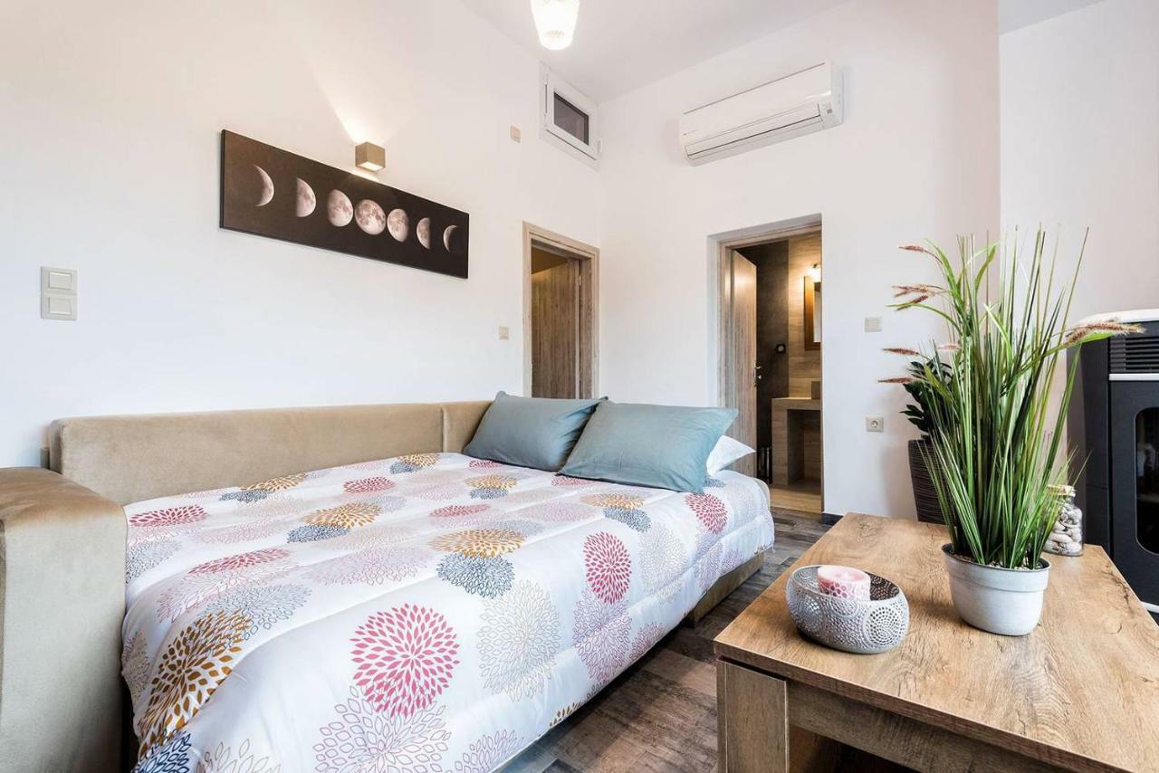 Louros Spa House Marmara ภายนอก รูปภาพ